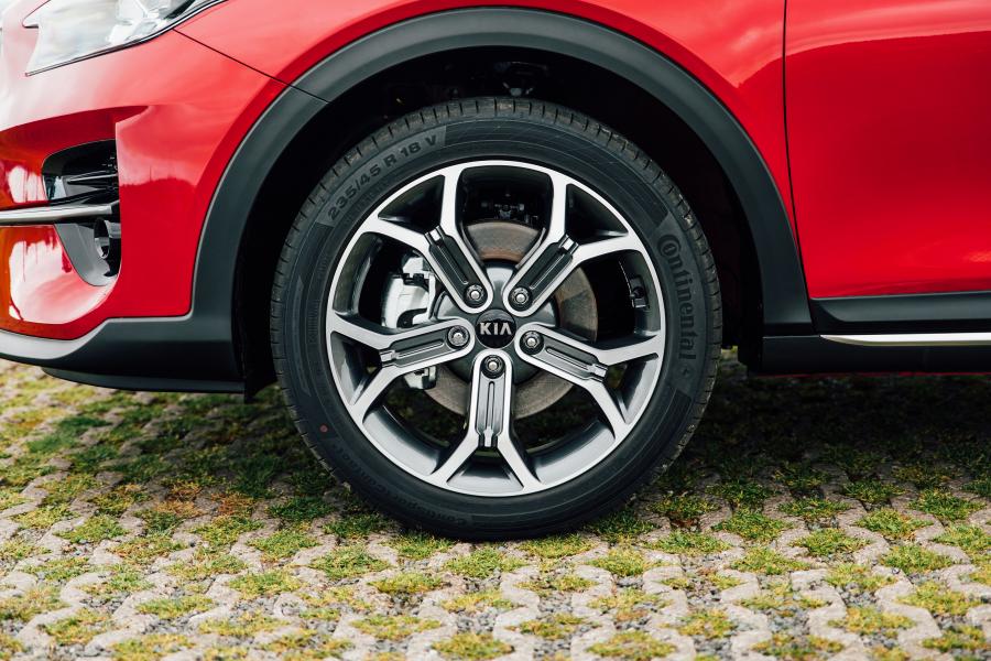 Колеса Kia XCeed 1.6 CRDi 2019 года  (UK) (фото 59 из 107)